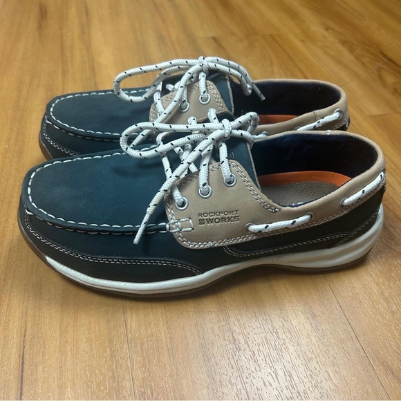 Rockport Women’s Blue and Tan Moccasins with Classic Design - Picture 3 of 10